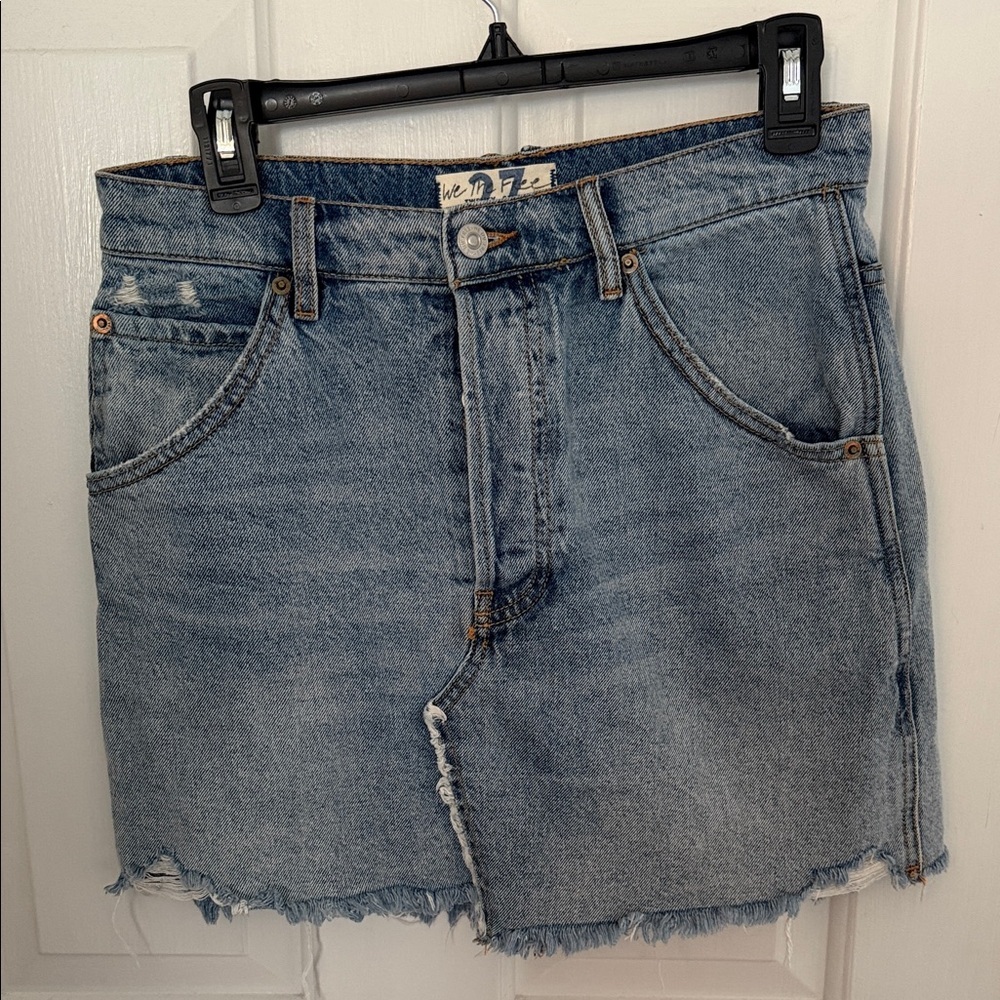 We The Free 27 Distressed Blue Denim Mini Skirt with Raw Hem & Pockets